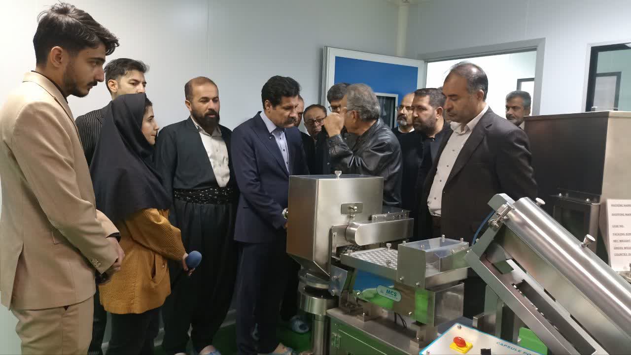 بازدید معاون رییس جمهور از شرکت داروگستر ساوا شفاژن