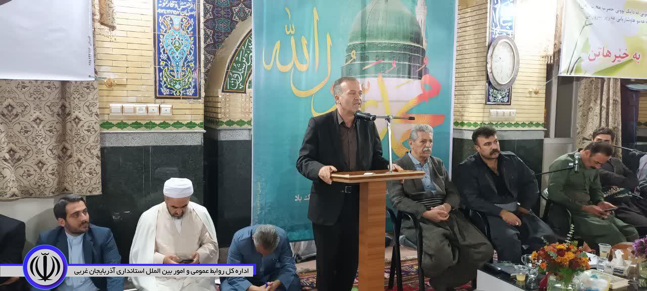 مراسم مولودی خوانی در مسجد جامع اهل سنت شهرستان برگزار شد