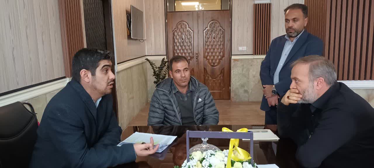 برگزاری ملاقات مردمی و دیدار چهره‌به‌چهره فرماندار شهرستان نقده با شهروندان