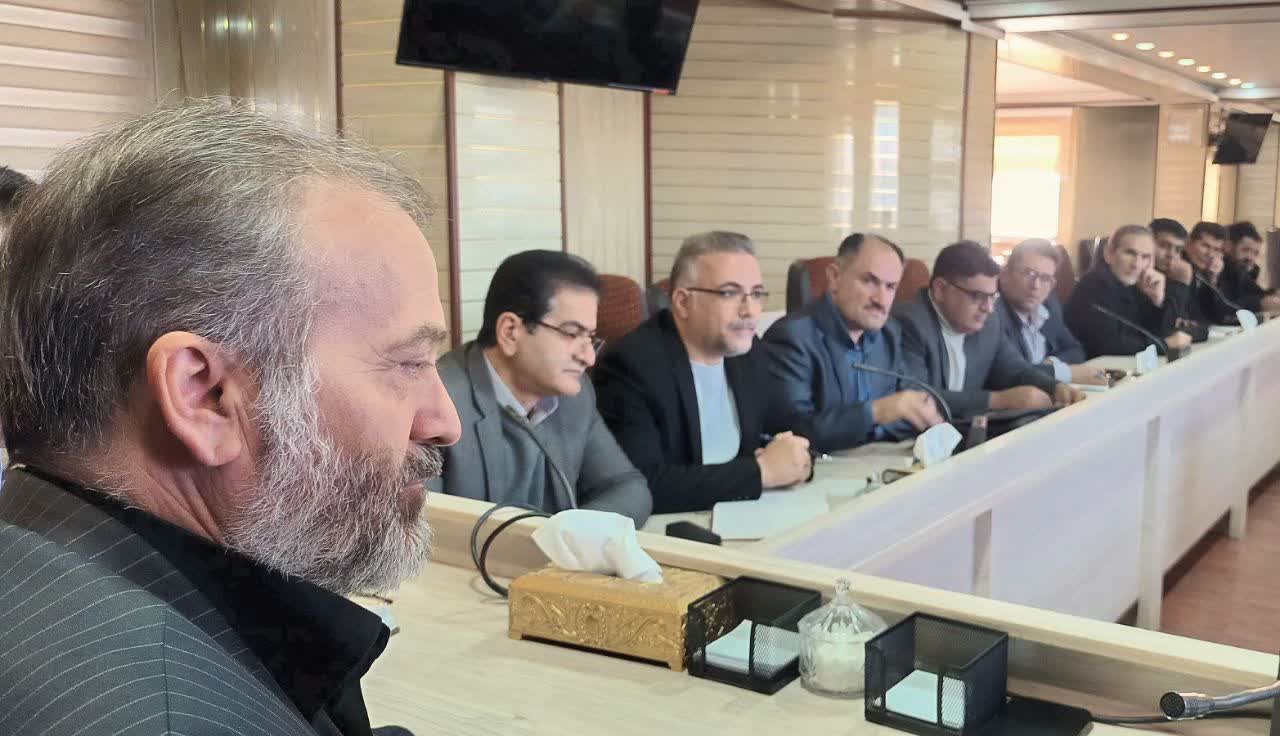 ملاقات مردمی فرماندار نقده و مدیرکل بنیاد مسکن استان در محل فرمانداری